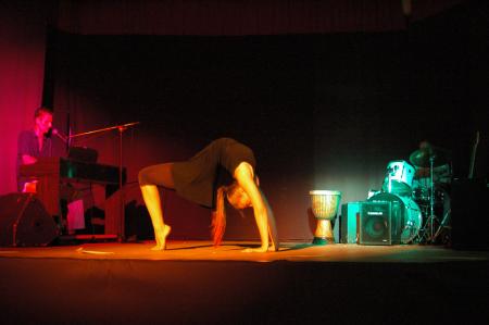 acro